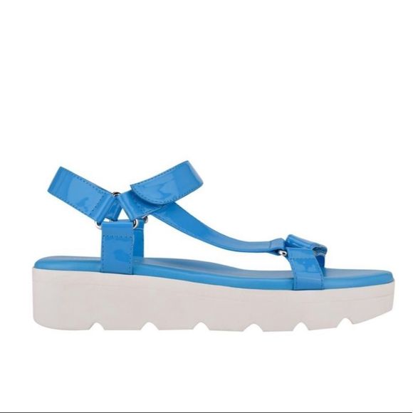 Bringly Flat Sandals Bermuda Blue Patent - Picture 2 of 7